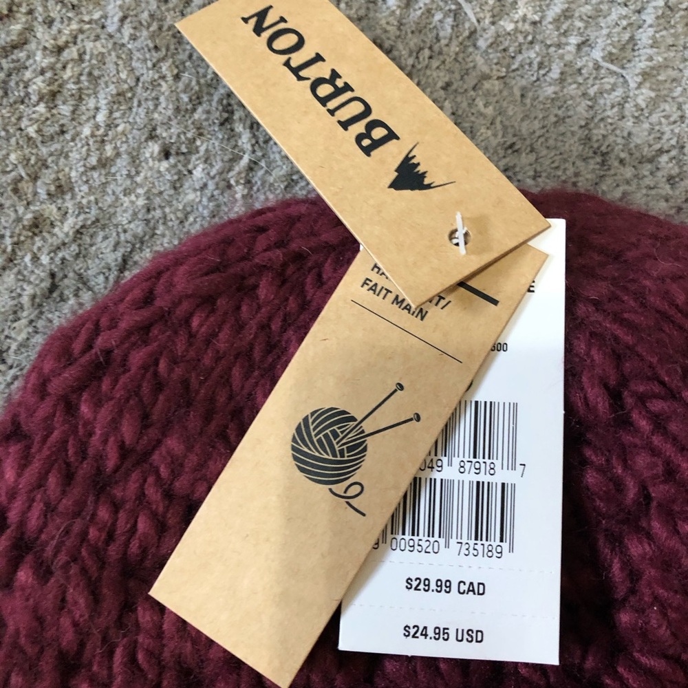 NWT Burton beanie